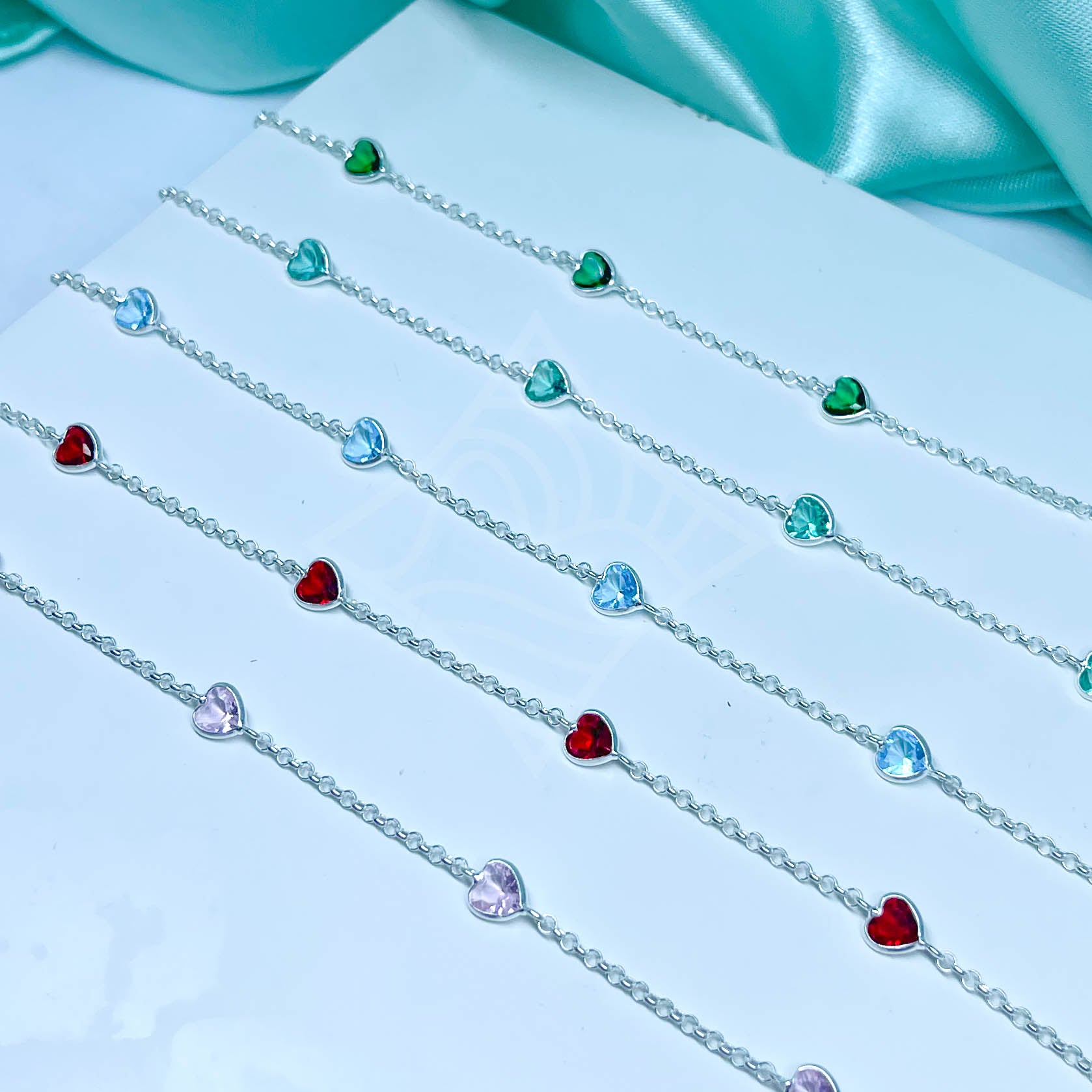 Pulseira 4 Pontos de Luz Coração Delicado
