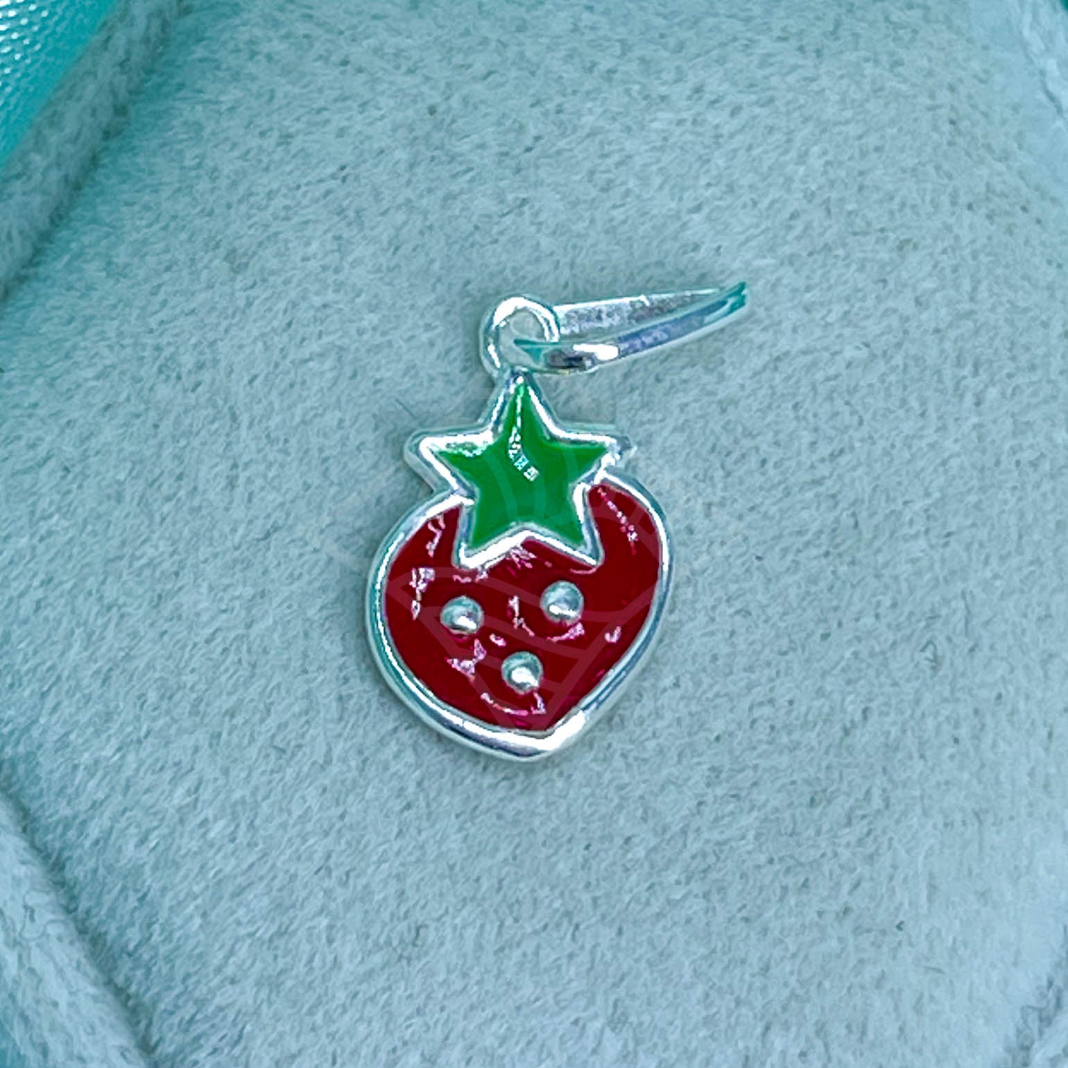 Pingente Infantil Moranguinho