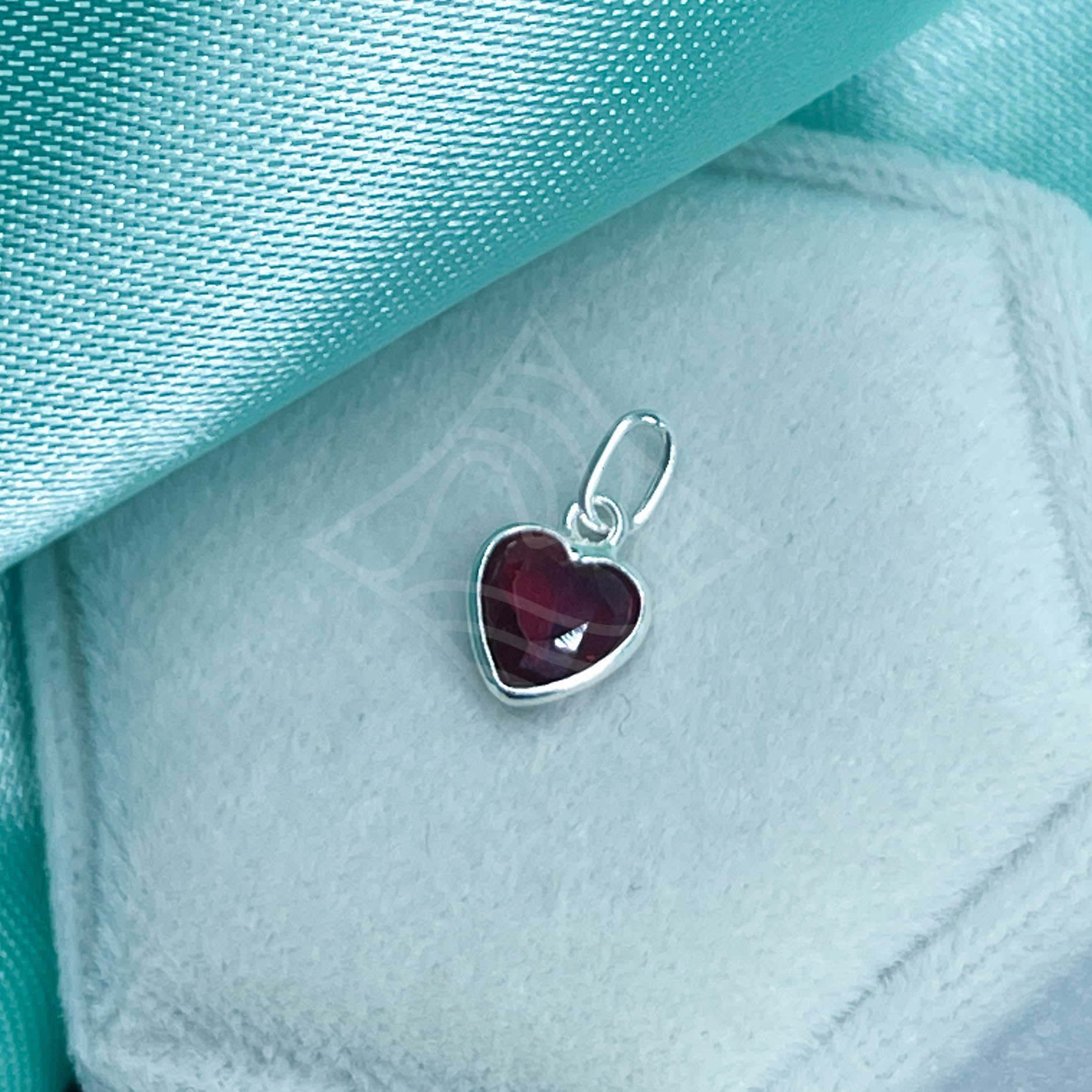 Pingente Ponto de Luz Coração