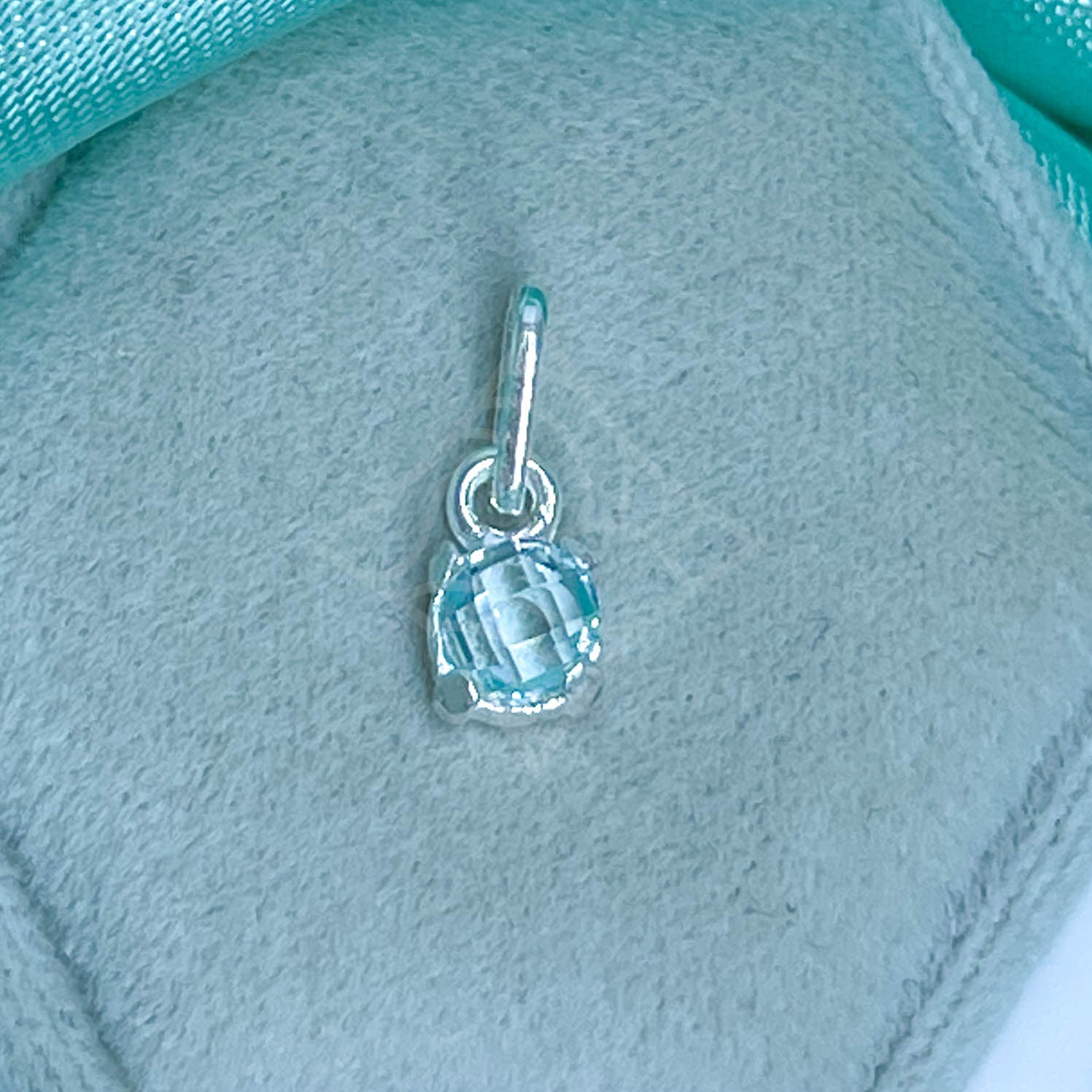 Pingente Ponto de Luz 5mm Santiago