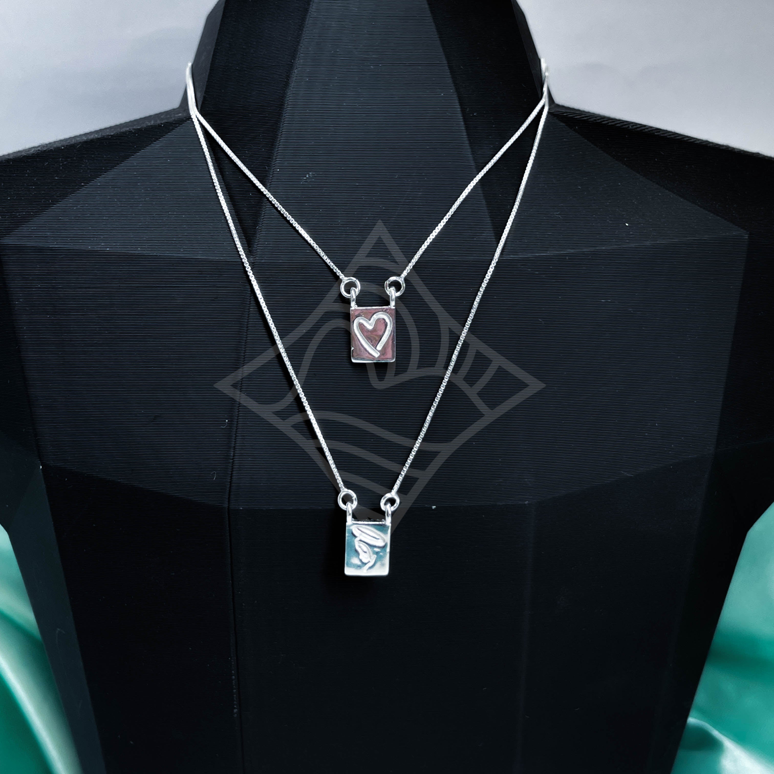 Escapulário Nossa Senhora e Coração