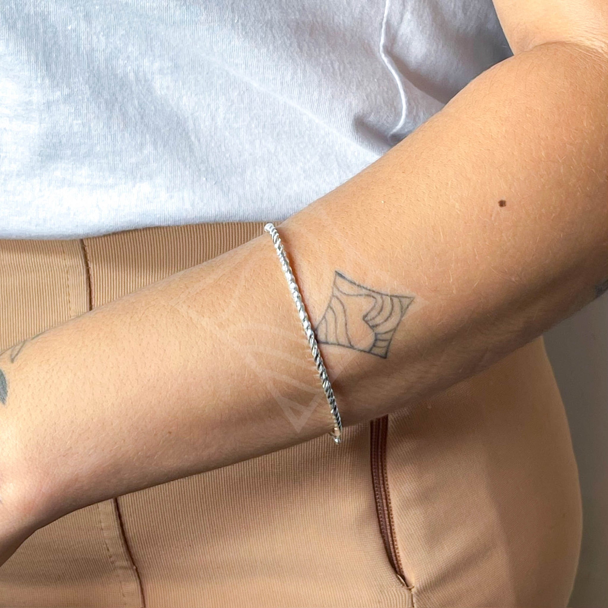 Bracelete Torcido