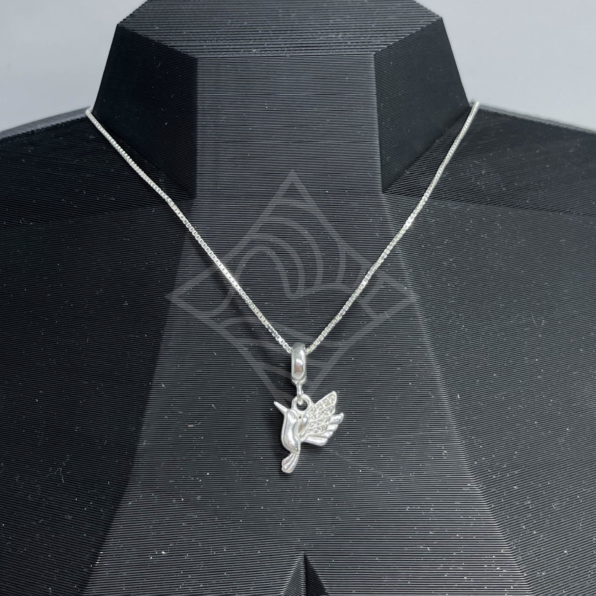 Colar Colibri Cravejado