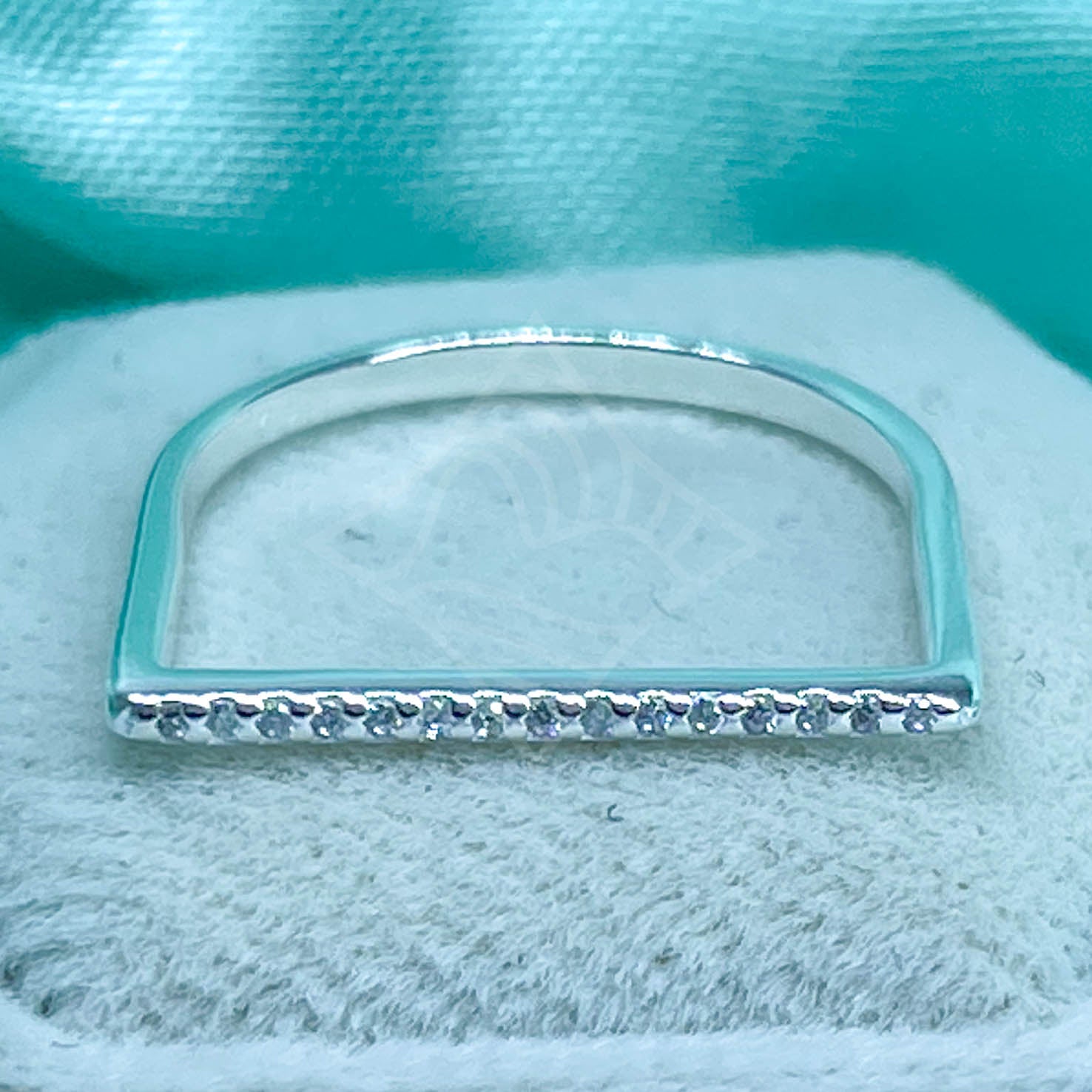 Anel Quadrado Cravejado