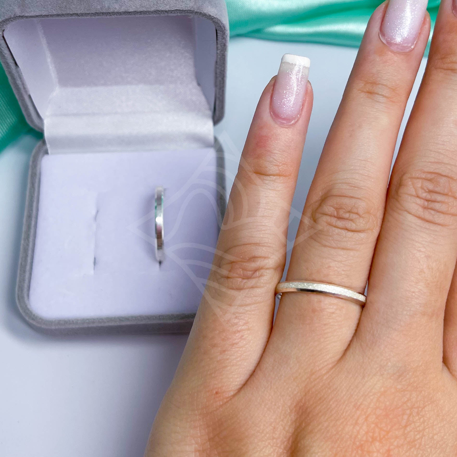 Par de Alianças Diamantada Chanfrada 2mm - Prata 950