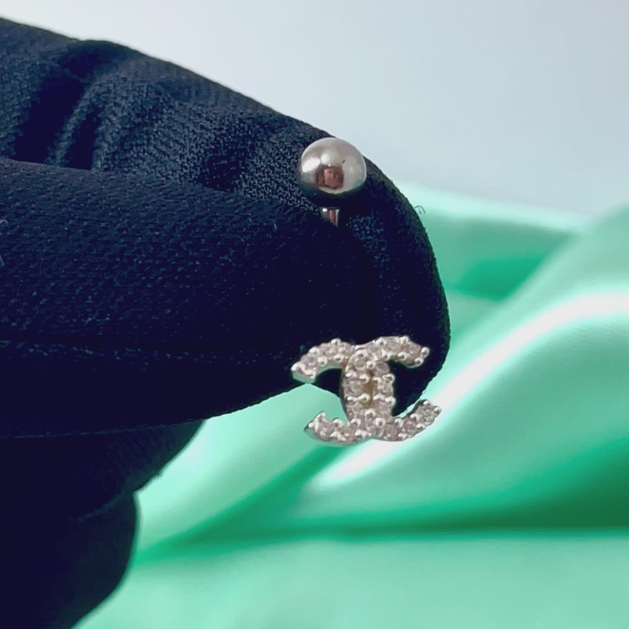 Piercing Umbigo Chanel
