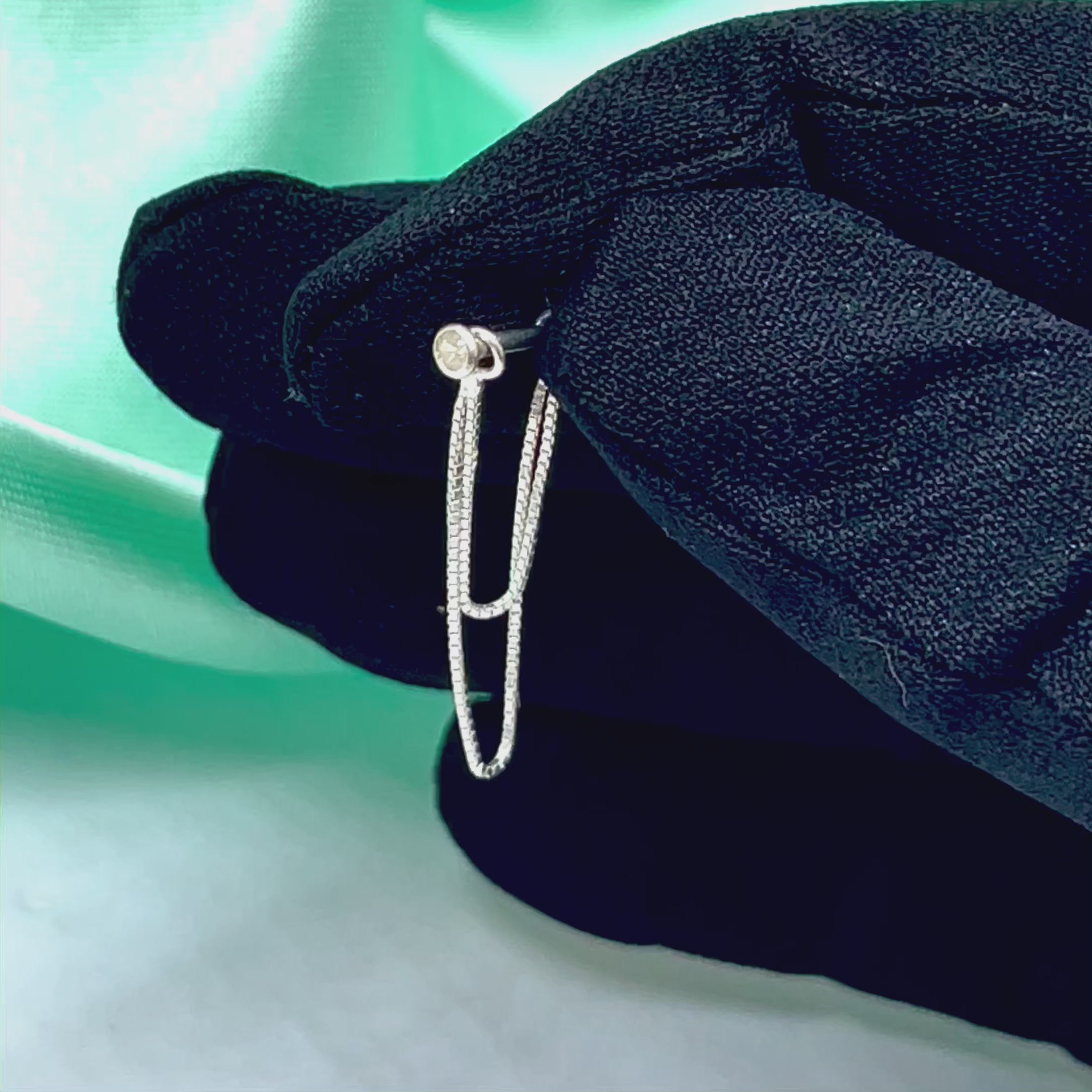 Piercing Ponto de Luz & Correntes