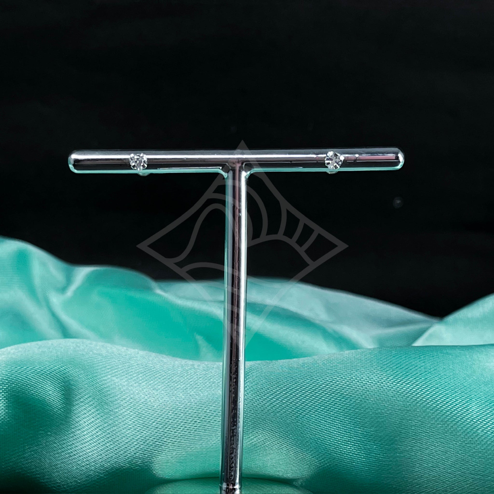 Brinco Ponto de Luz Coração 3mm Tarraxa Baby