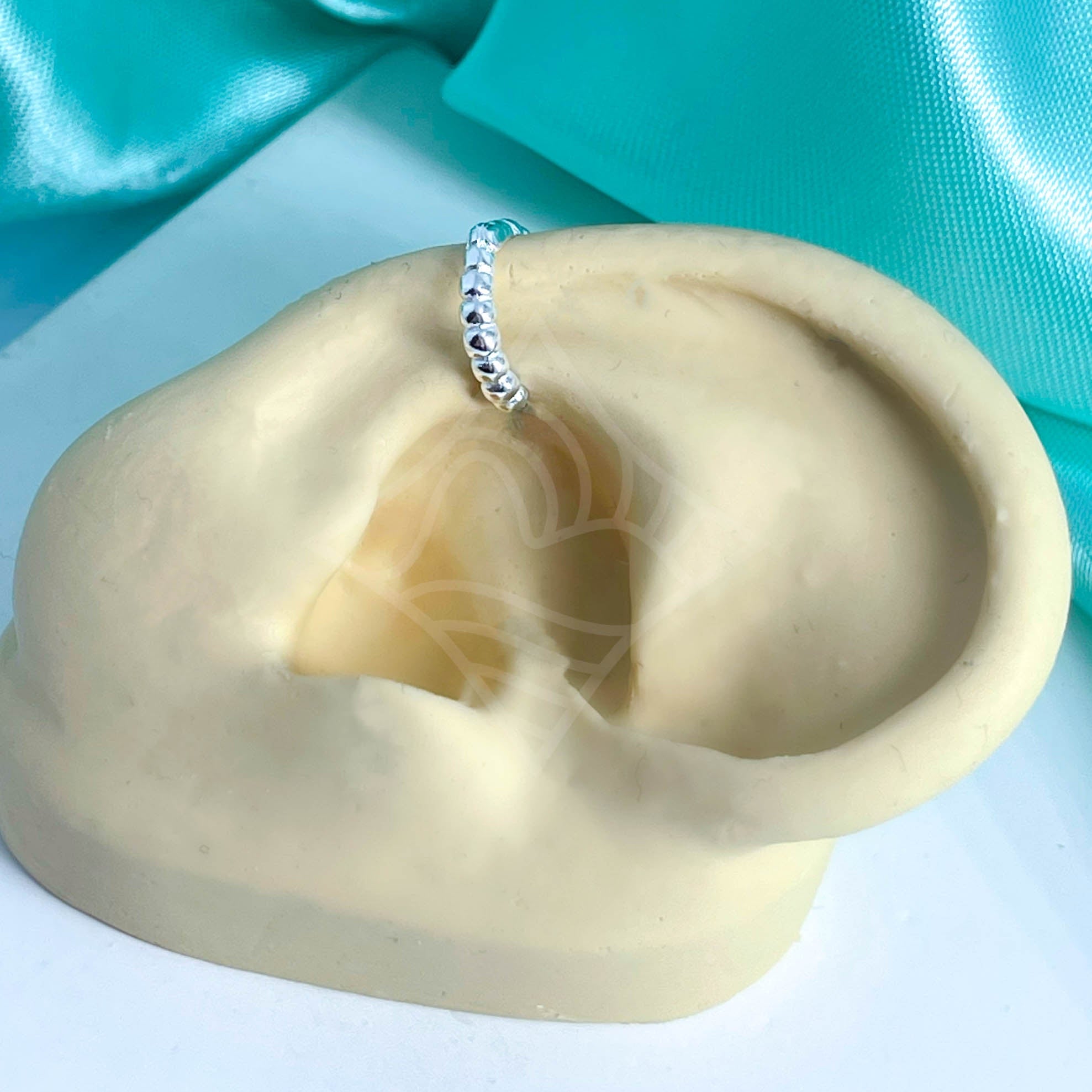 Piercing Argolinha Lisa Bolinhas
