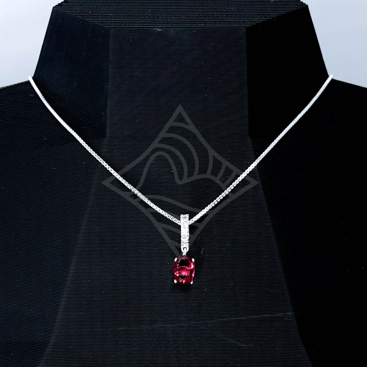 Colar Pingente Nina Vermelho