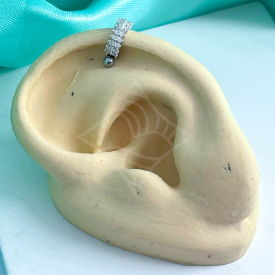 Piercing Cartilagem Cravejado Duplo