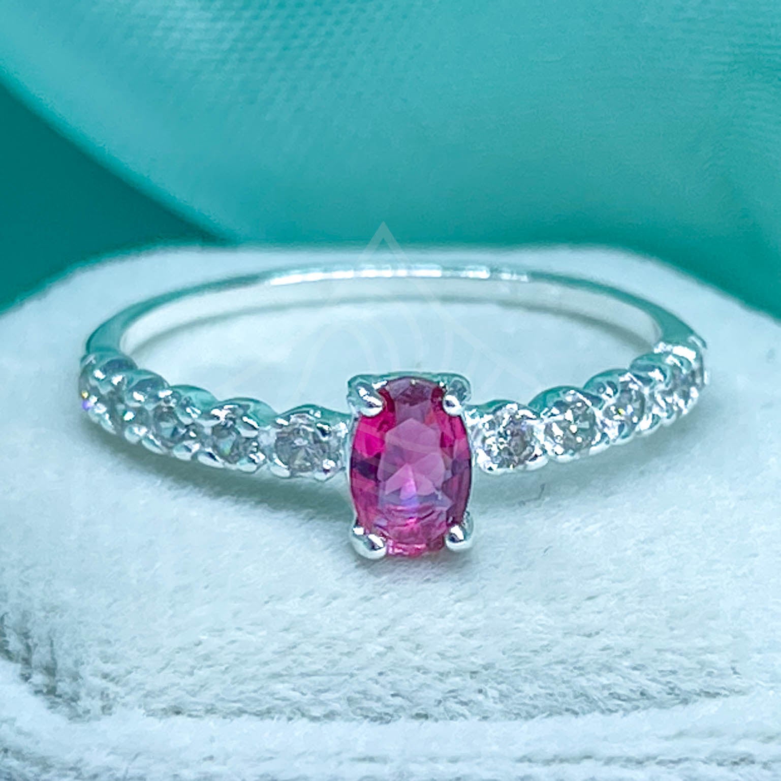 Anel Solitário Ju Rosa Pink