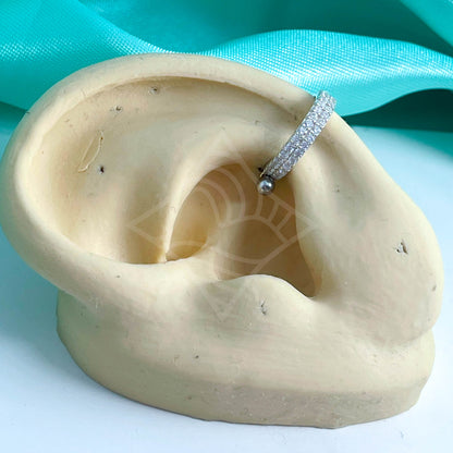 Piercing Conch Duplo Cravejado