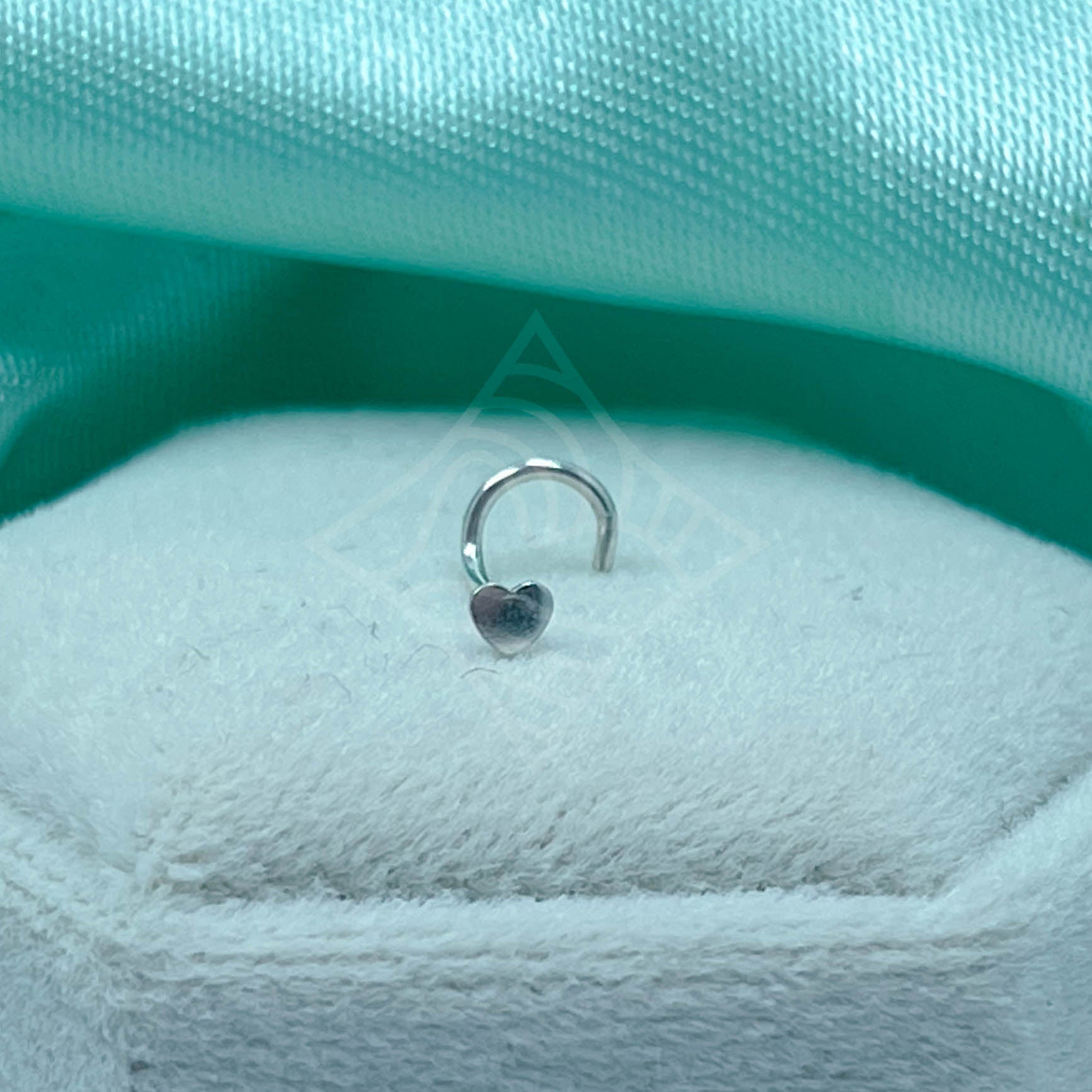 Piercing Nariz Coração