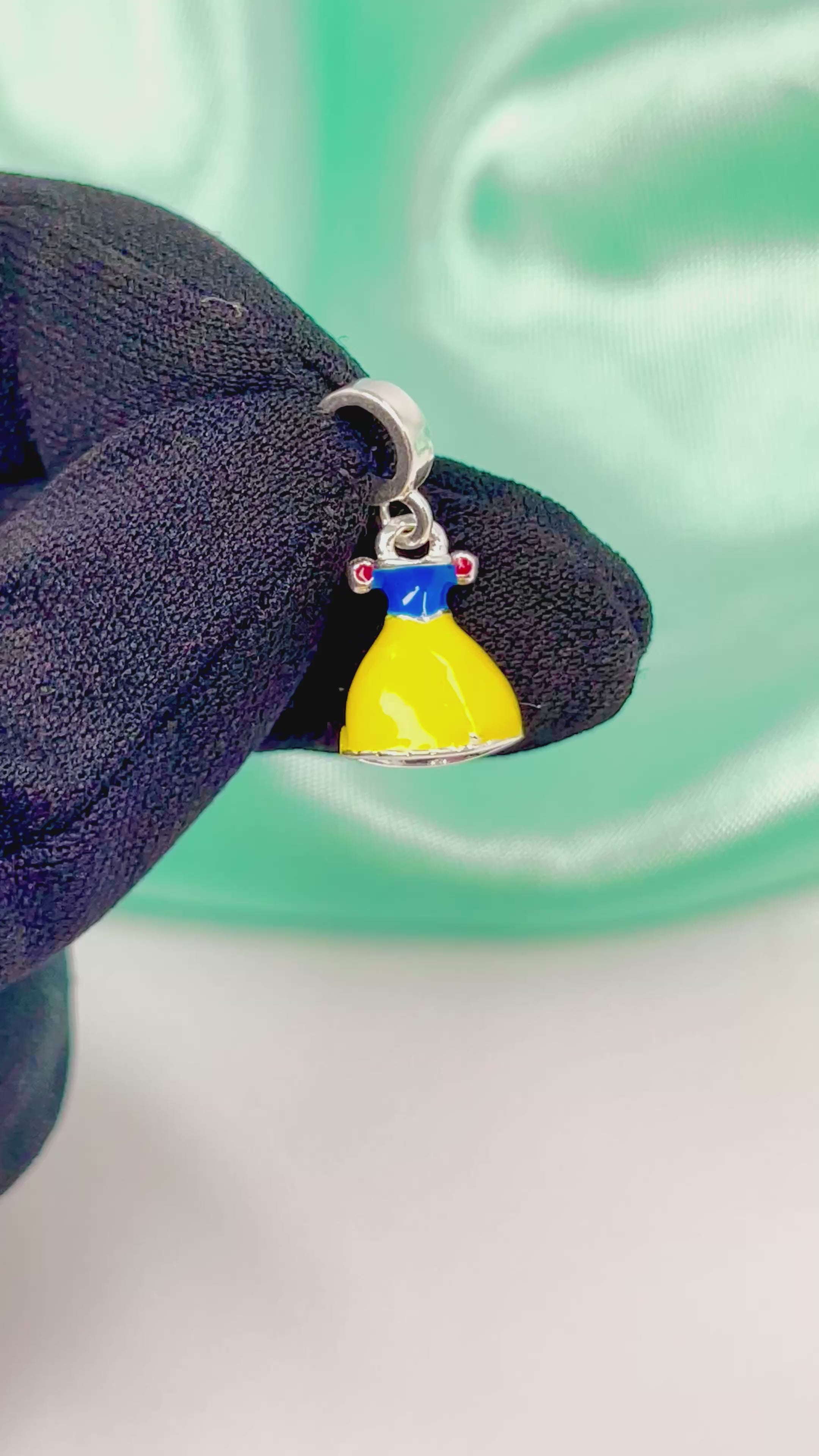 Pingente ou Beloque Branca de Neve
