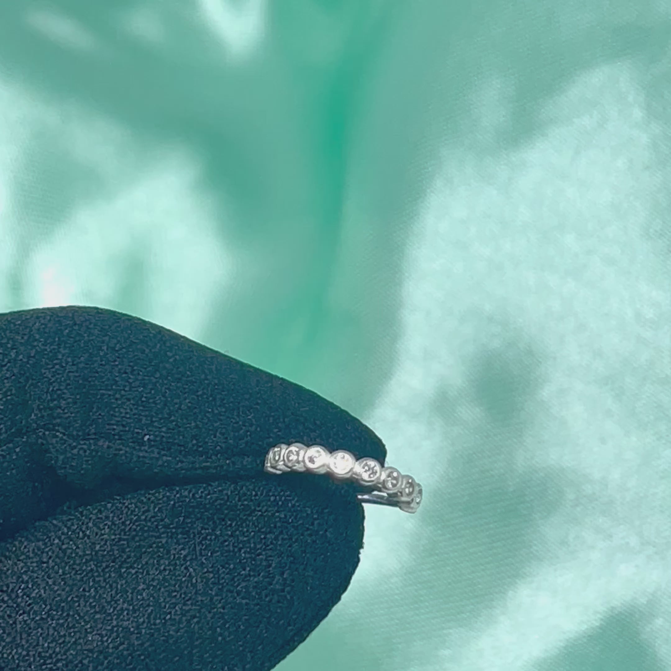 Piercing Conch Bolinhas