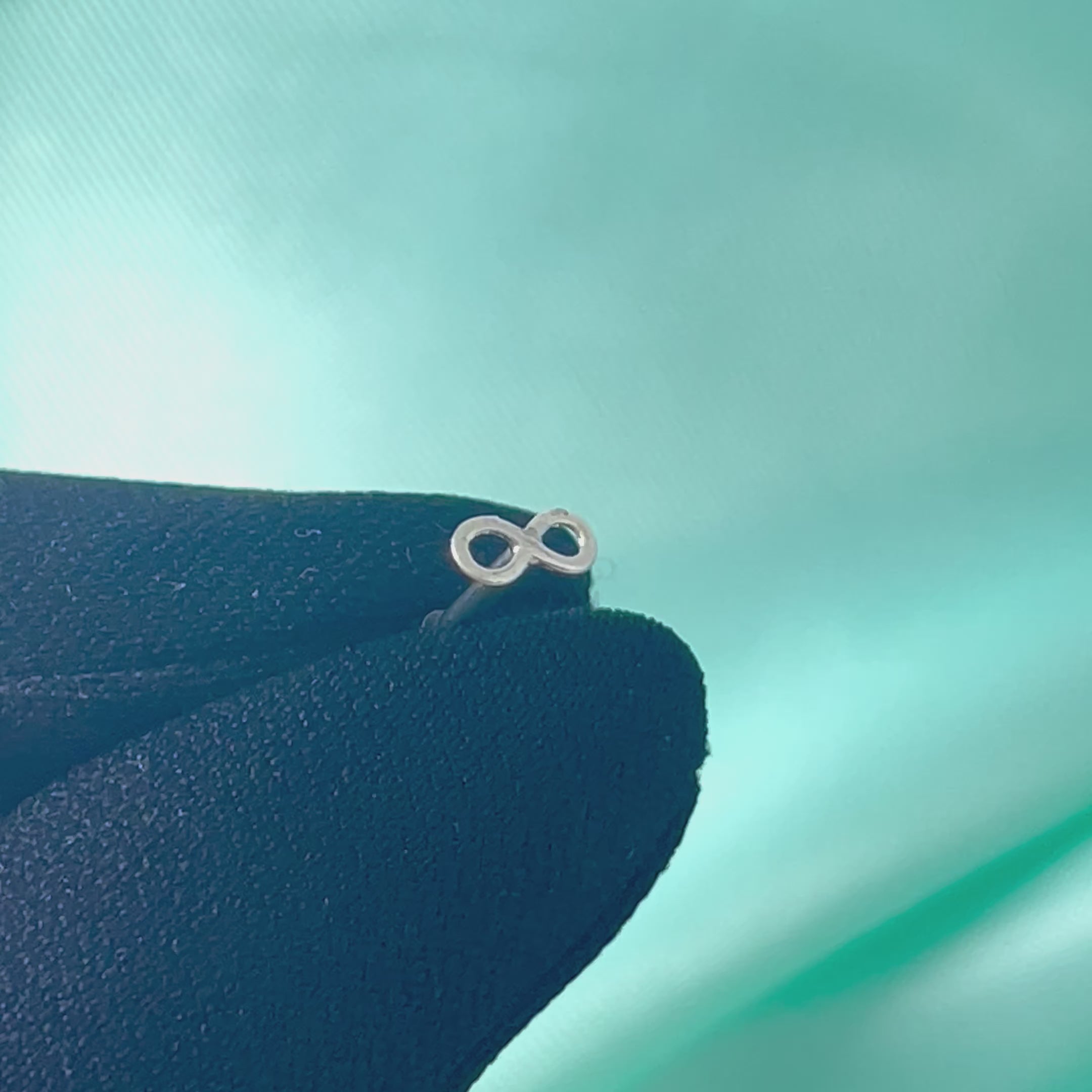 Piercing Infinito