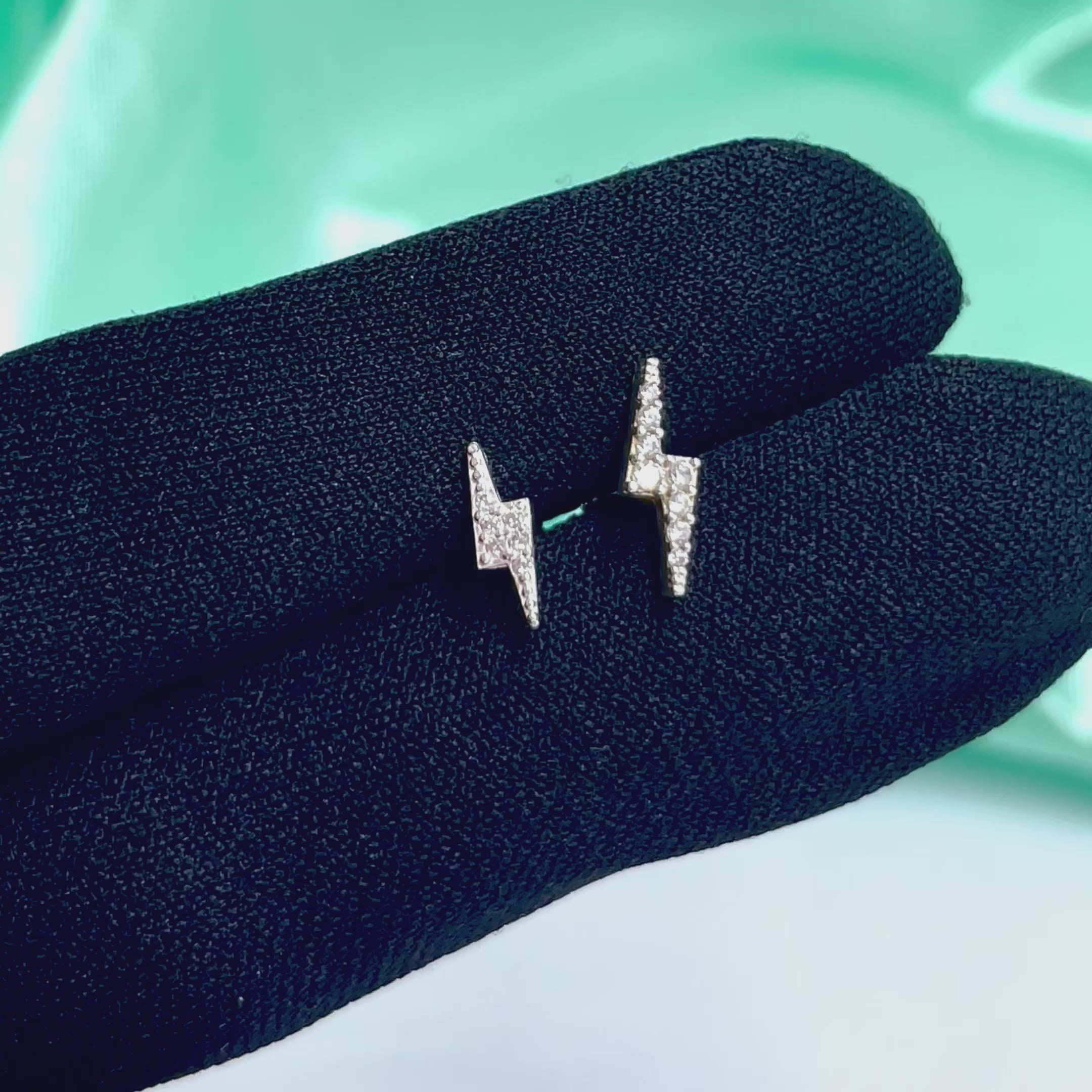 Piercing Raio Cravejado